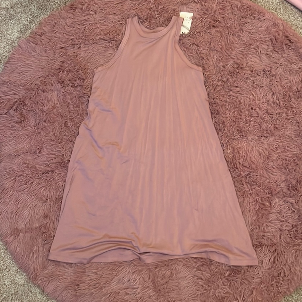 Cute and flowy pink sundress.